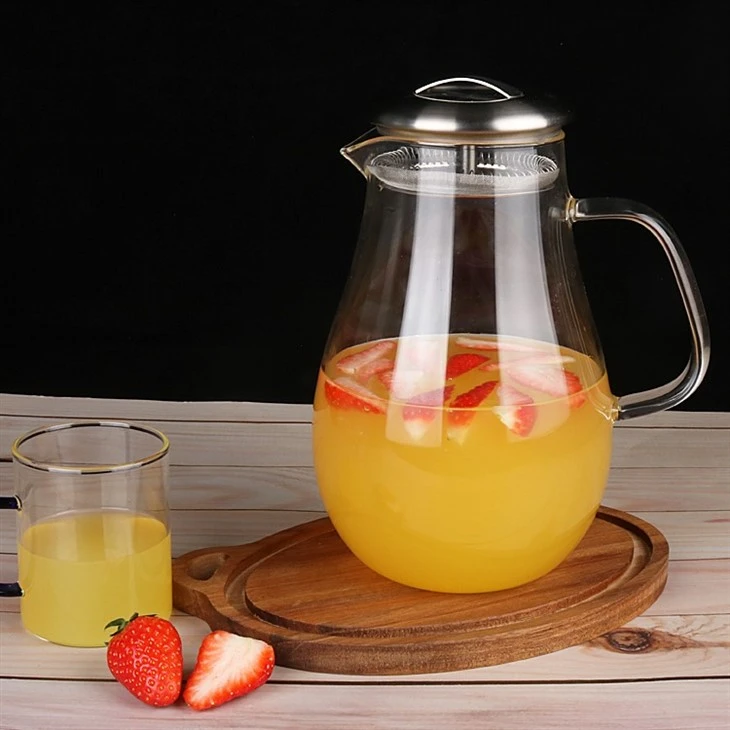 High Borosilicate 1500ml Glass Cold Kettle Glass Water Jug Pitcher With Metal Lid